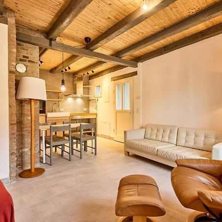 Rote Wohnung - Ferienwohnung Sulzbach an der Murr Εξωτερικό φωτογραφία